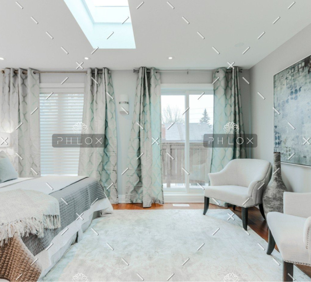 demo-attachment-806-sidekix-media-1287922-unsplash-1